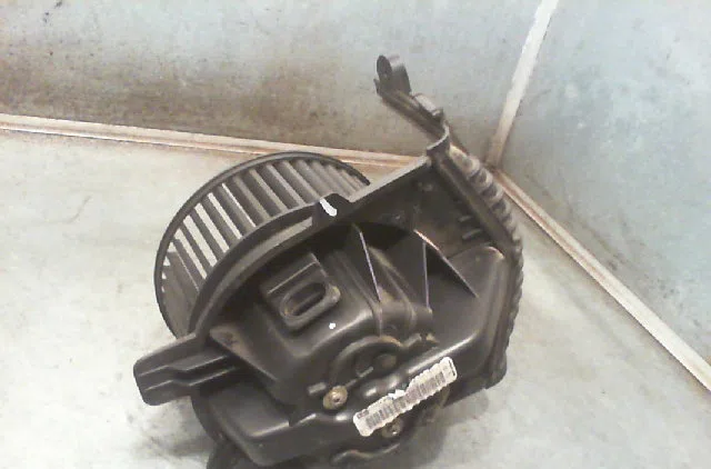 Ventilateur de chauffage RENAULT SCENIC II Phase 1 03-2004--09-2006 occasion