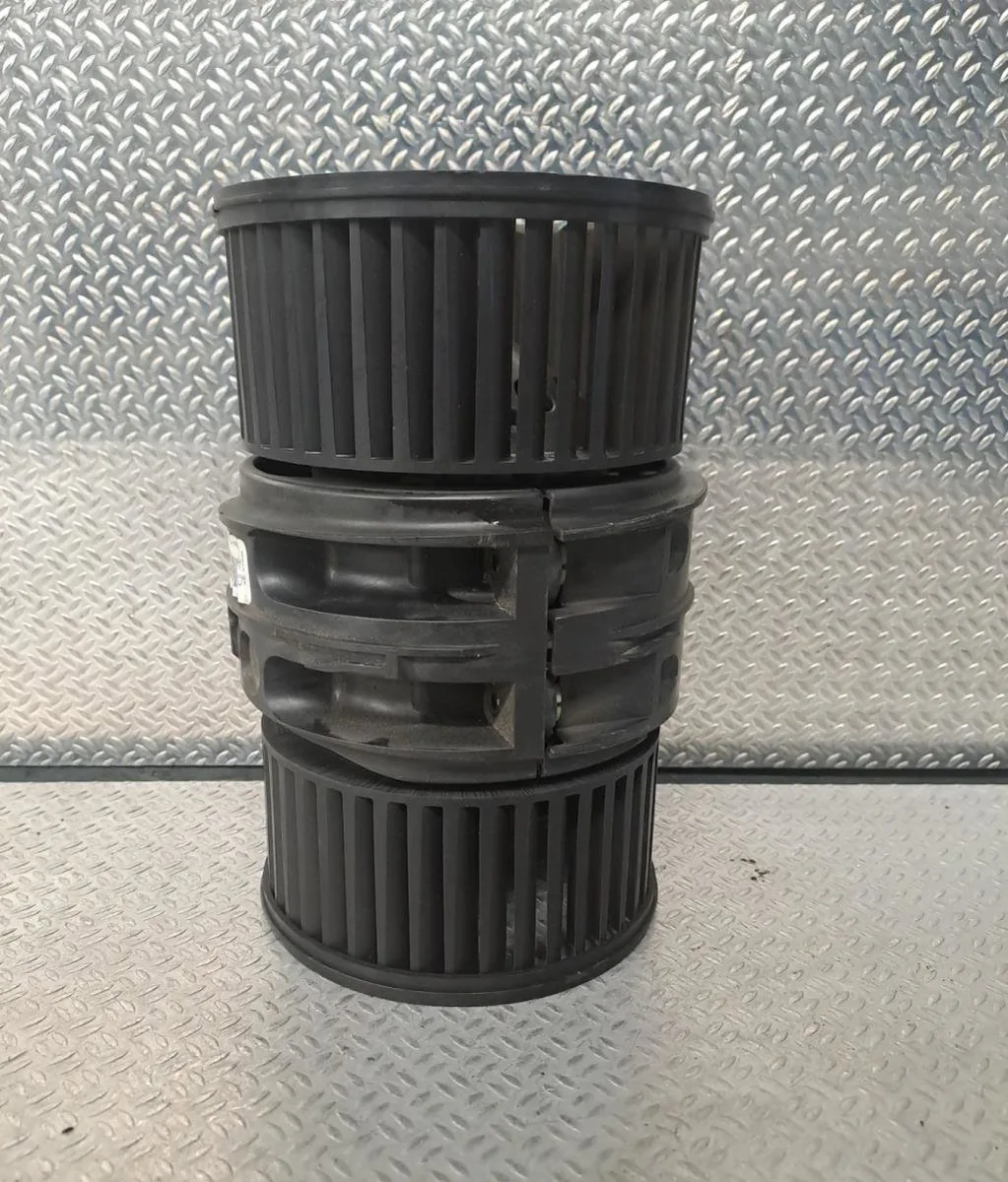 Ventilateur de chauffage Renault SCÉNIC III (JZ0-1_) 1.4 16v (jz0f, jz1v) (2009) occasion