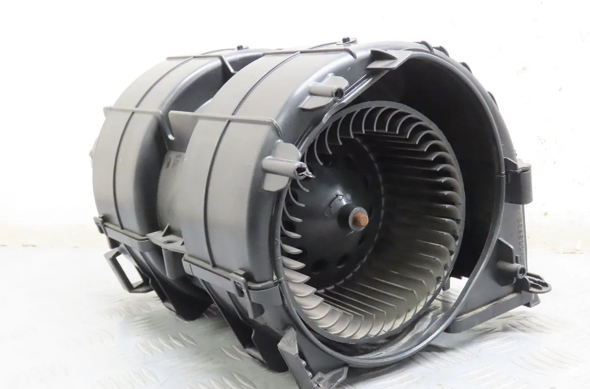 Ventilateur de chauffage Renault SCÉNIC III (JZ0-1_) 1.5 dci (jz02, jz0r) (2010) occasion