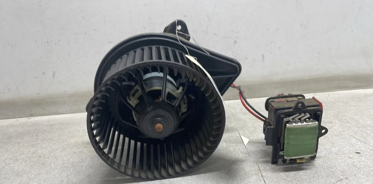 Ventilateur de chauffage Renault TRAFIC II Camionnette (FL) 2.0 dci 115 (fl01, fl0u) (2006) occasion
