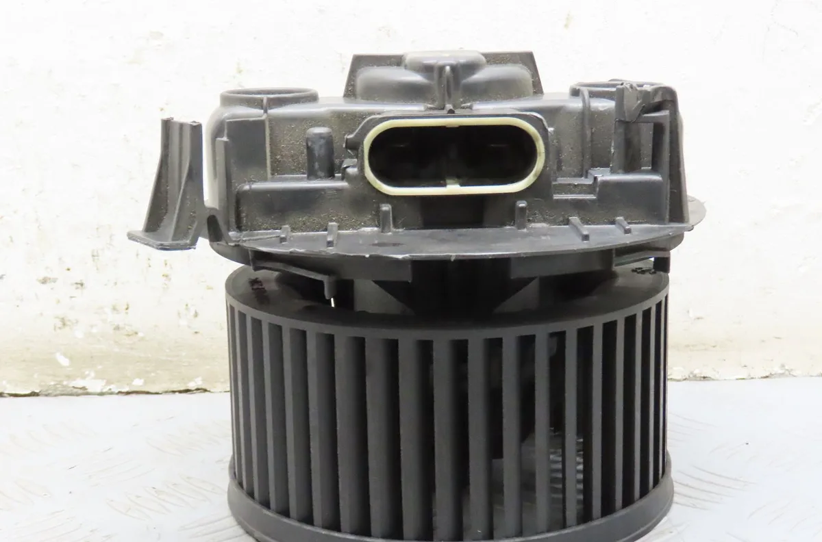 Ventilateur de chauffage Renault TWINGO II (CN0_) 1.5 dci (cn0e) (2007-2014) 3 portes occasion