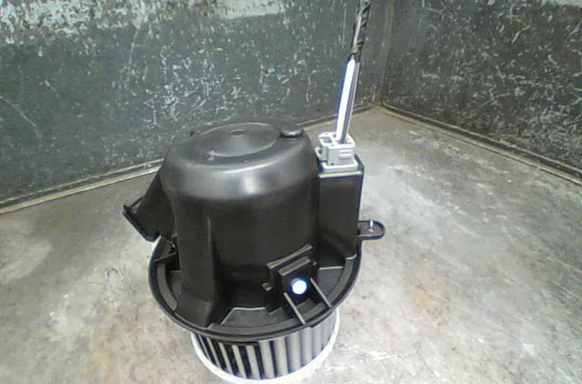 Ventilateur de chauffage Renault TWINGO III (BCM_, BCA_) 0.9 tce 95 (2019) occasion