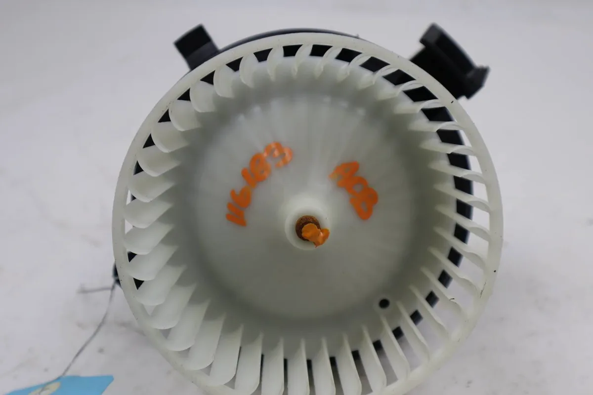 Ventilateur de chauffage Renault TWINGO III (BCM_, BCA_) Z.e: (bca1) (2020) occasion