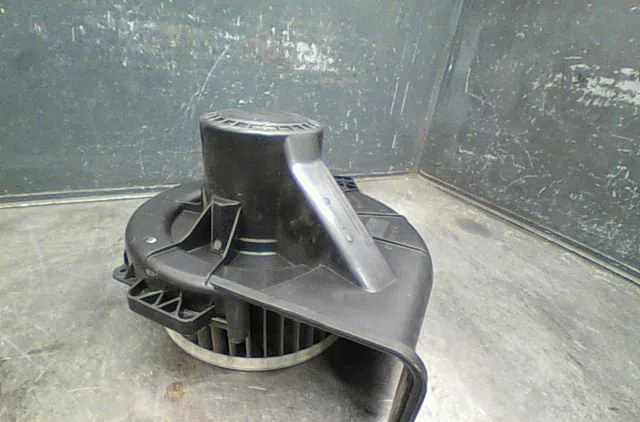 Ventilateur de chauffage Skoda FABIA II (542) 1.4 tdi (2007-2010) occasion