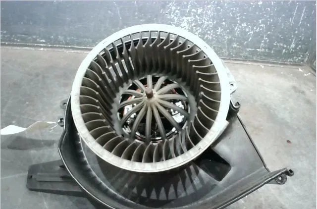 Ventilateur de chauffage Skoda FABIA II (542) 1.9 tdi (2007-2010) occasion