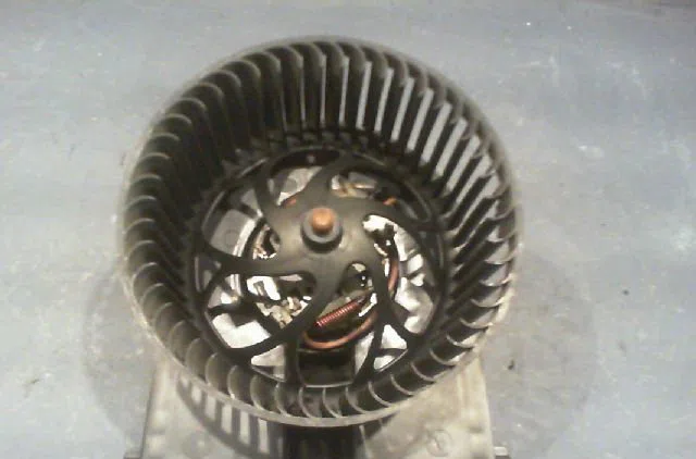 Ventilateur de chauffage SKODA OCTAVIA 2000 occasion