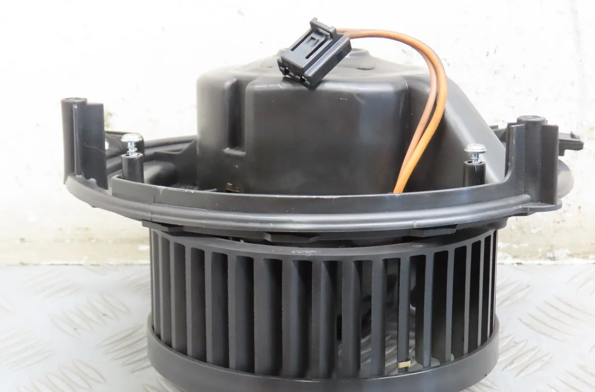 Ventilateur de chauffage Skoda OCTAVIA III Combi (5E5, 5E6) 2.0 tdi rs (2013-2020) occasion
