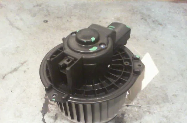 Ventilateur de chauffage SUZUKI ALTO 2009 occasion