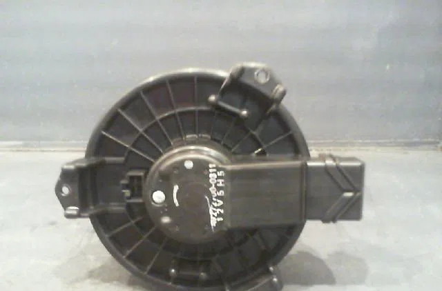 Ventilateur de chauffage Suzuki SWIFT III (MZ, EZ) 1.3 ddis (rs 413d) (2005) 5 portes occasion