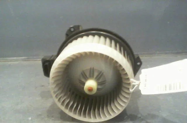 Ventilateur de chauffage Suzuki SWIFT III (MZ, EZ) 1.3 ddis (rs 413d) (2005) 5 portes occasion