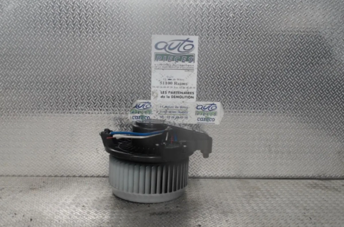 Ventilateur de chauffage Toyota AURIS (_E15_) 1.4 d-4d (nde150_) (2007-2012) 3 portes occasion