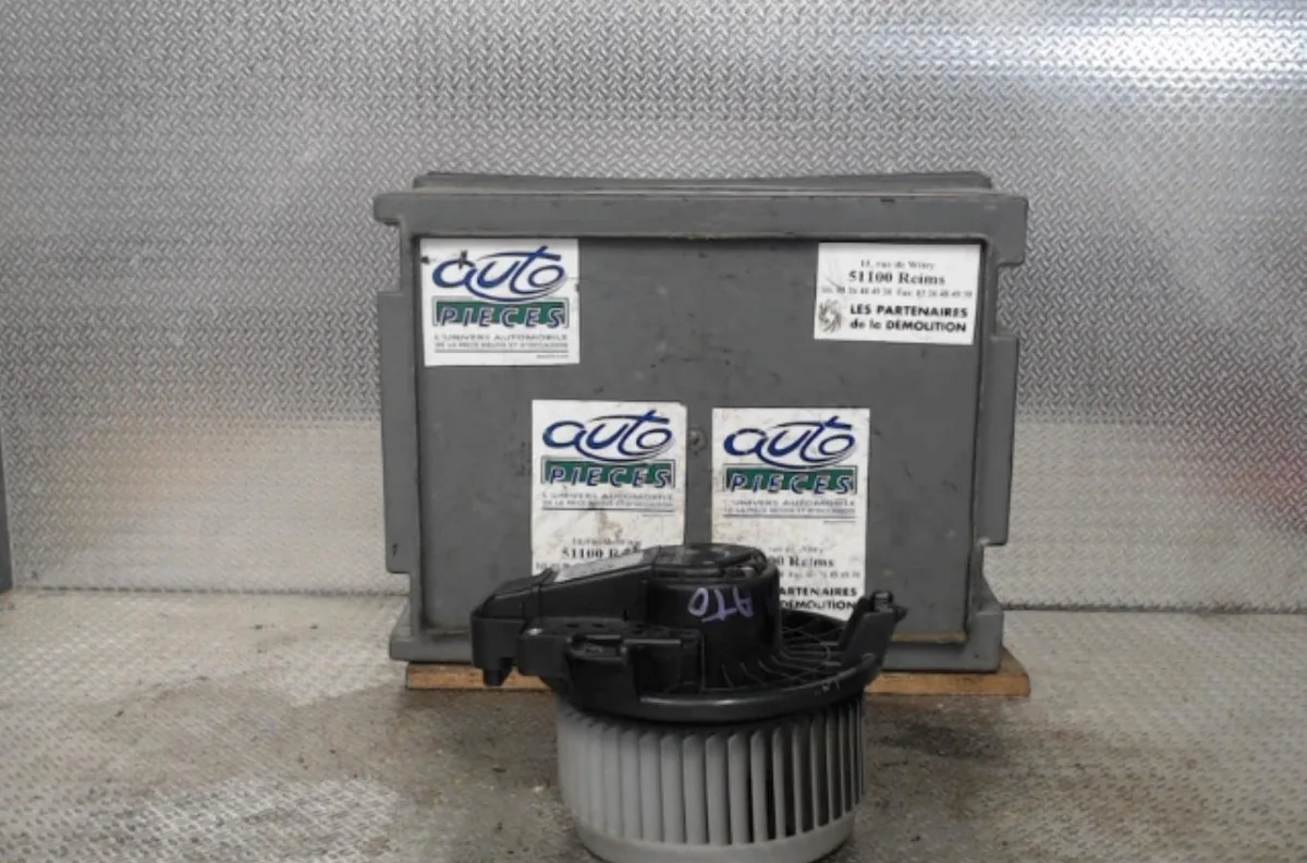 Ventilateur de chauffage Toyota AURIS (_E15_) 2.0 d-4d (ade150_) (2006-2012) occasion