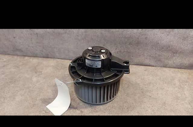 Ventilateur de chauffage Toyota COROLLA (_E12_) 1.4 vvt-i (zze120_) (2001-2007) occasion