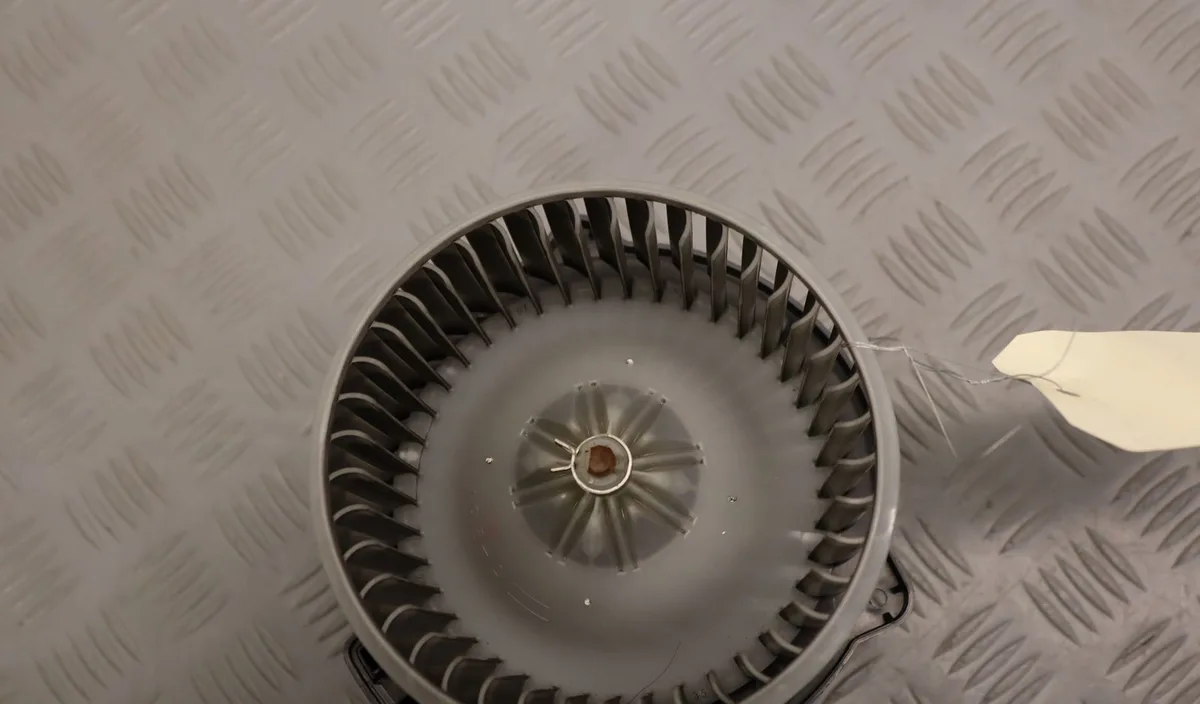 Ventilateur de chauffage Toyota COROLLA Verso (ZER_, ZZE12_, R1_) 2.2 d-4d (aur10_) (2005-2009) 5 portes occasion