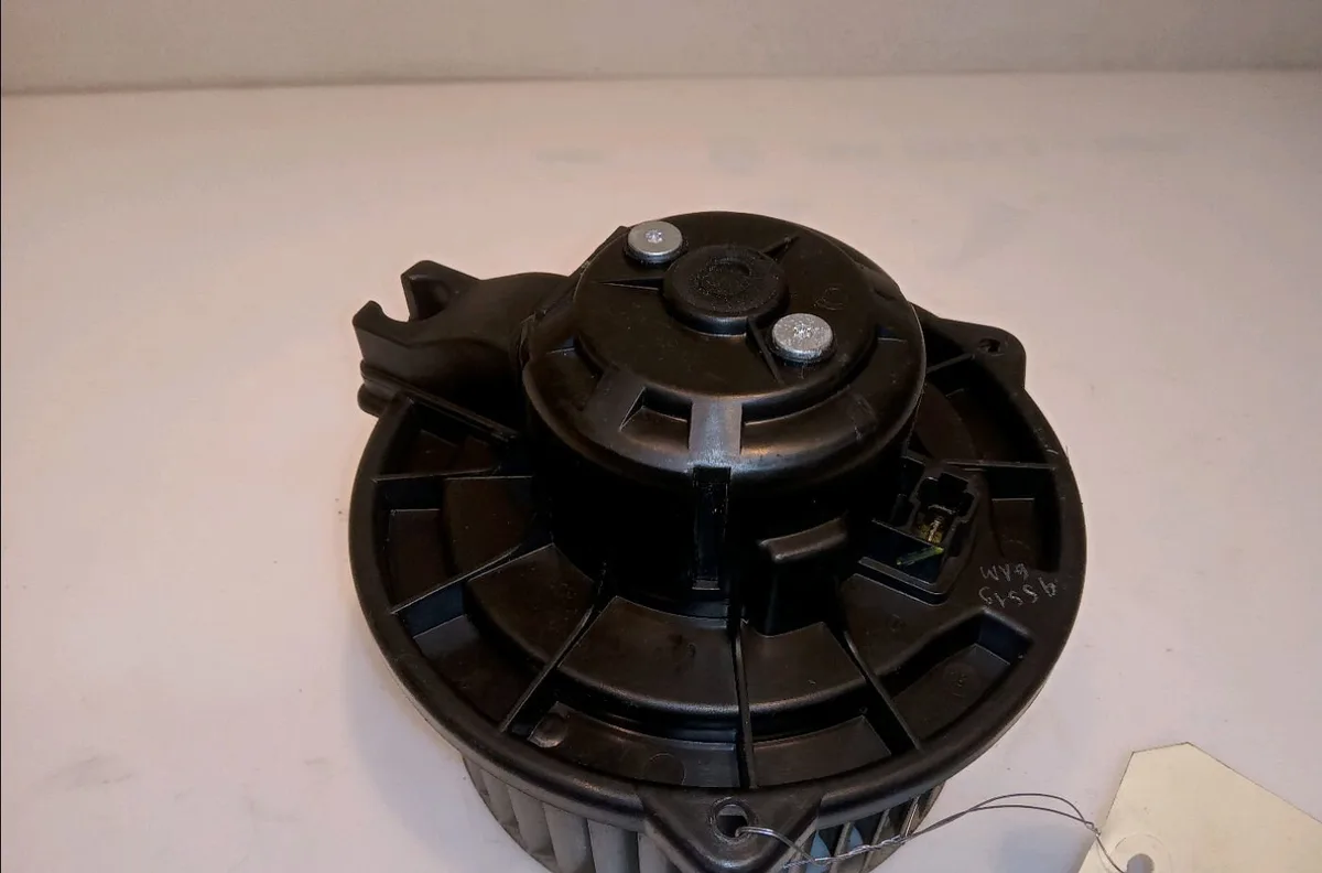 Ventilateur de chauffage Toyota COROLLA Verso (ZER_, ZZE12_, R1_) 2.2 d-4d (aur10_) (2005-2009) 5 portes occasion