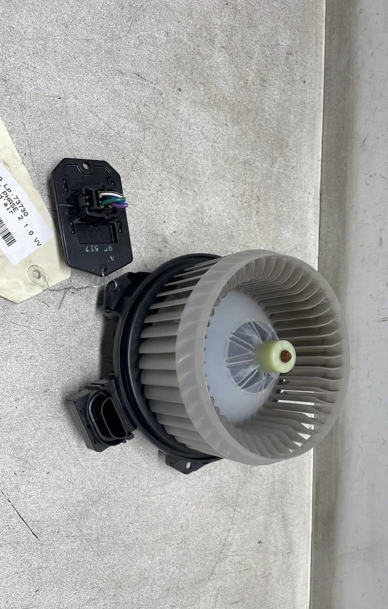 Ventilateur de chauffage Toyota YARIS (_P13_) 1.0 (ksp130_) (2010) occasion