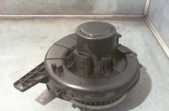 Ventilateur de chauffage VOLKSWAGEN FOX Phase 1 06-2005--09-2011 occasion