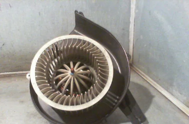 Ventilateur de chauffage VOLKSWAGEN FOX Phase 1 06-2005--09-2011 occasion