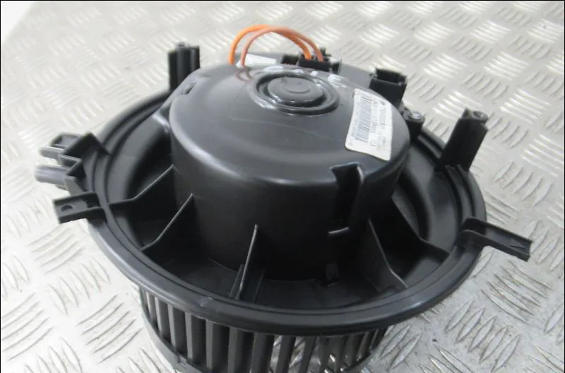 Ventilateur de chauffage Volkswagen GOLF VII (5G1, BQ1, BE1, BE2) 2.0 tdi (2012-2020) 5 portes occasion