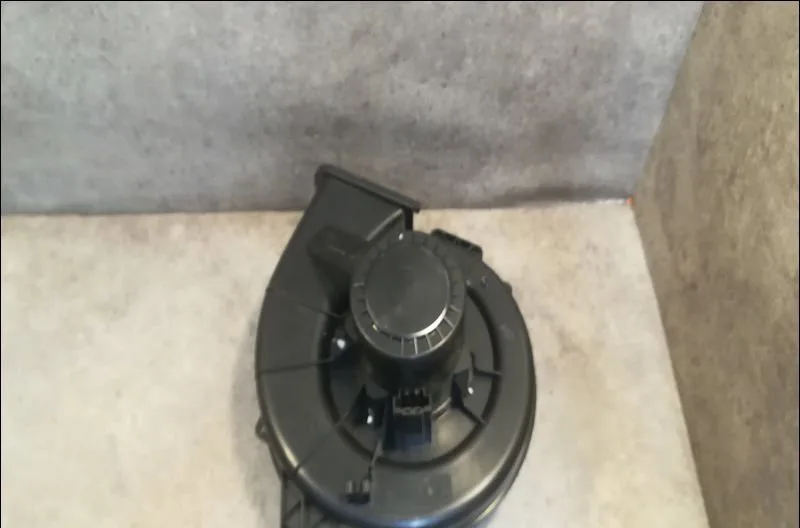 Ventilateur de chauffage Volkswagen POLO (9N_, 9A_) 1.2 (2002-2007) occasion
