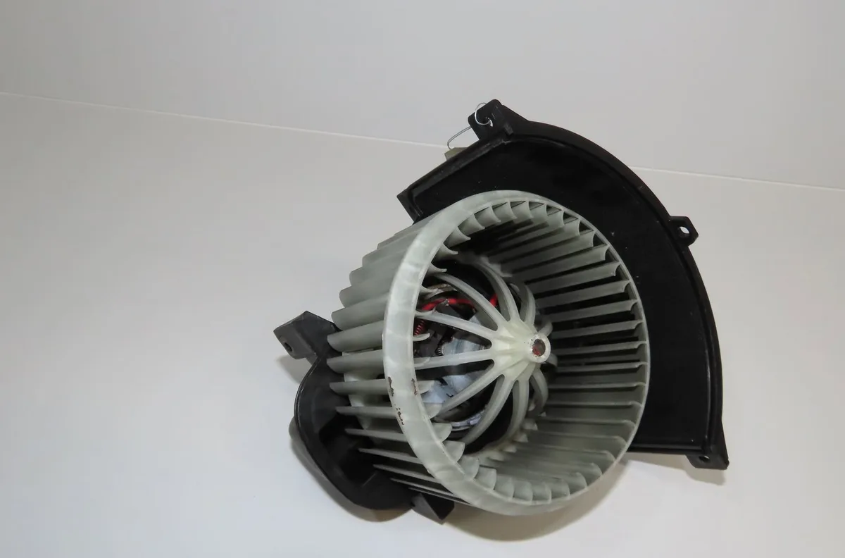 Ventilateur de chauffage Volkswagen TOUAREG (7LA, 7L6, 7L7) 5.0 v10 tdi (2002-2010) occasion