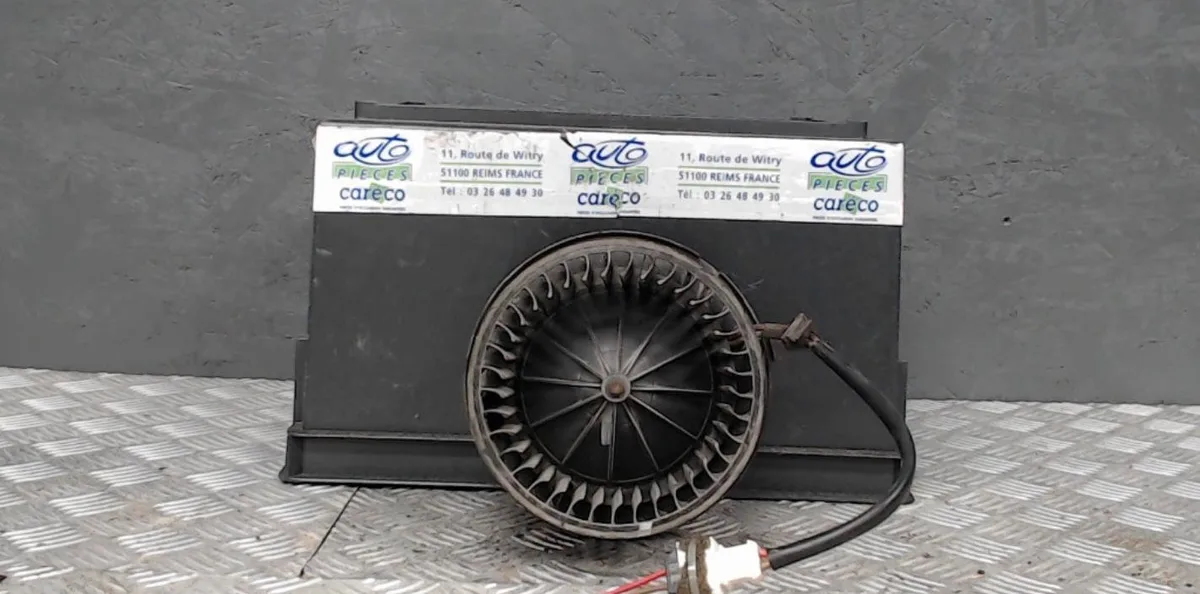 Ventilateur de chauffage Volkswagen TRANSPORTER IV Camionnette (70A, 70H, 7DA, 7DH) 1.9 td (1992-2003) occasion