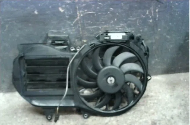 Ventilateur de refroidissement Audi A4 B7 (8EC) 2.0 tdi 16v (2004-2008) 4 portes occasion