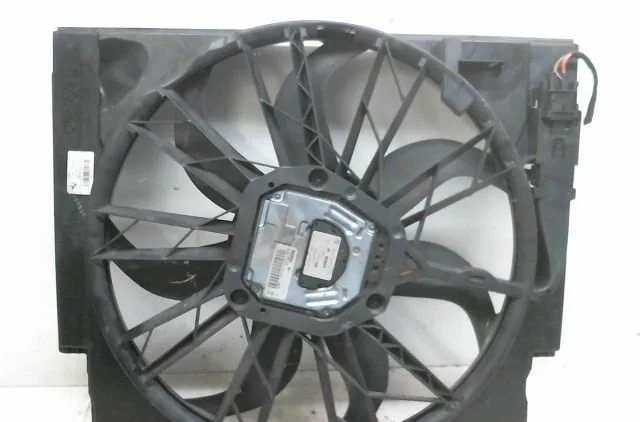 Ventilateur de refroidissement Bmw 5 Touring (E61) 525 xd (2007-2008) occasion