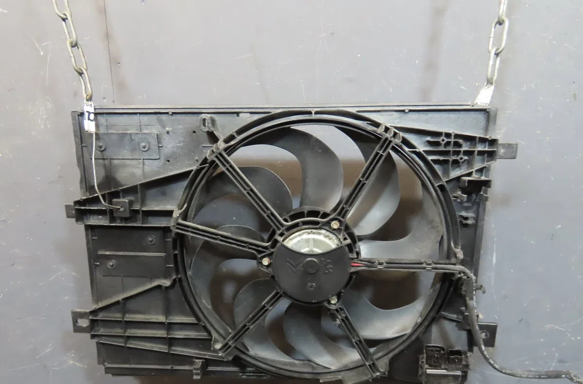 Ventilateur de refroidissement Citroën C4 GRAND PICASSO II (DA_, DE_) 1.6 bluehdi 120 (2014) occasion