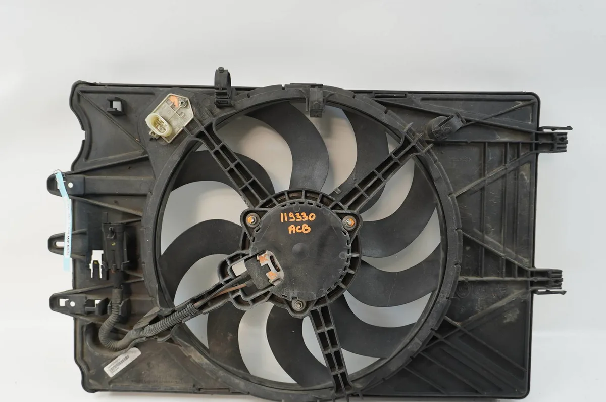 Ventilateur de refroidissement Fiat 500L (351_, 352_) 1.6 d multijet (199lye1b) (2013) occasion