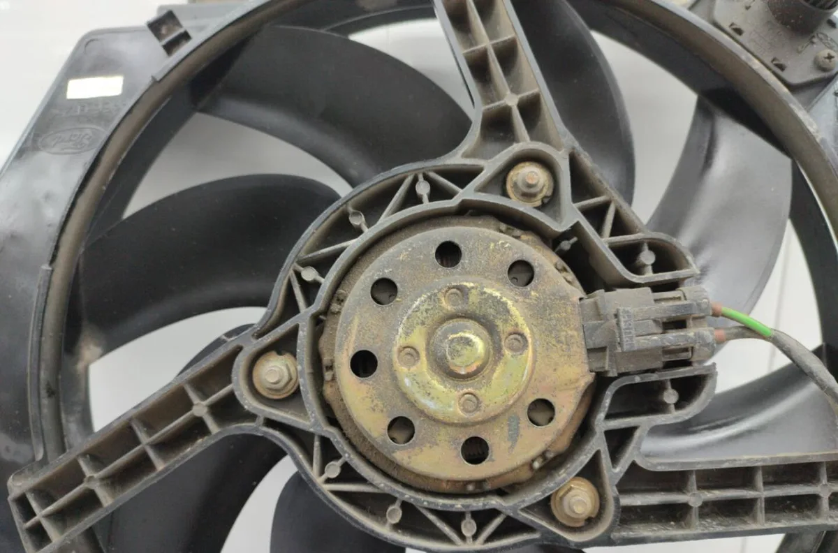 Ventilateur de refroidissement FORD FIESTA 4 PHASE 1 occasion