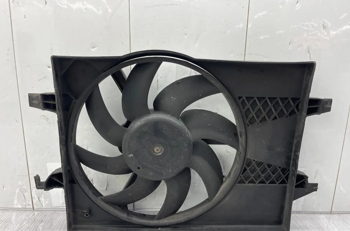 Ventilateur de refroidissement FORD FIESTA 5 PHASE 2 occasion