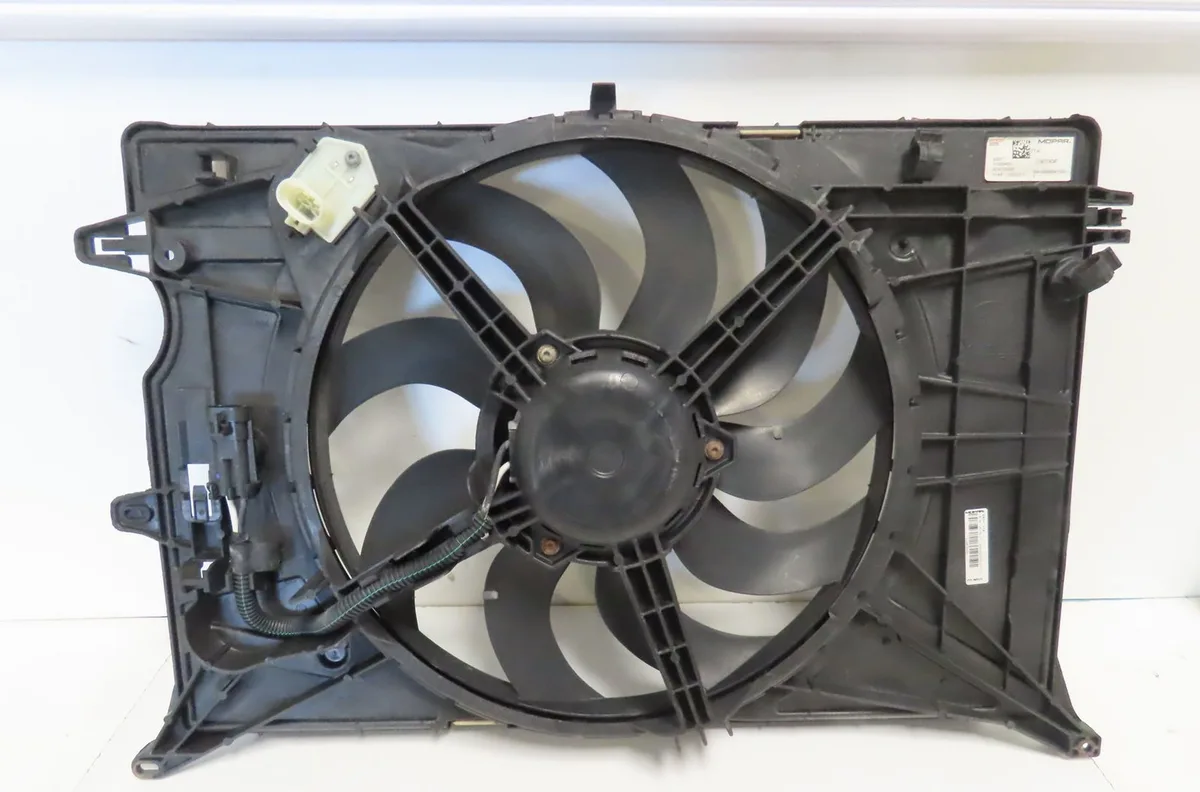 Ventilateur de refroidissement Jeep RENEGADE SUV (BU, B1, BV) 2.0 crd 4x4 (2014) occasion