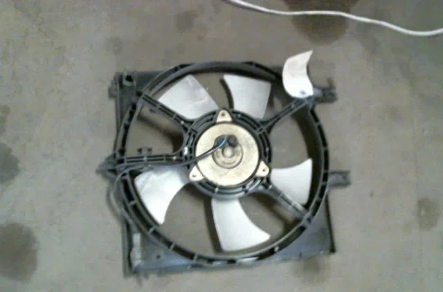Ventilateur de refroidissement NISSAN PRIMERA occasion
