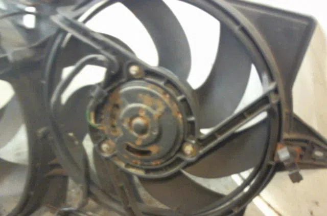 Ventilateur de refroidissement Peugeot 806 (221) 1.9 td (1995-2002) occasion
