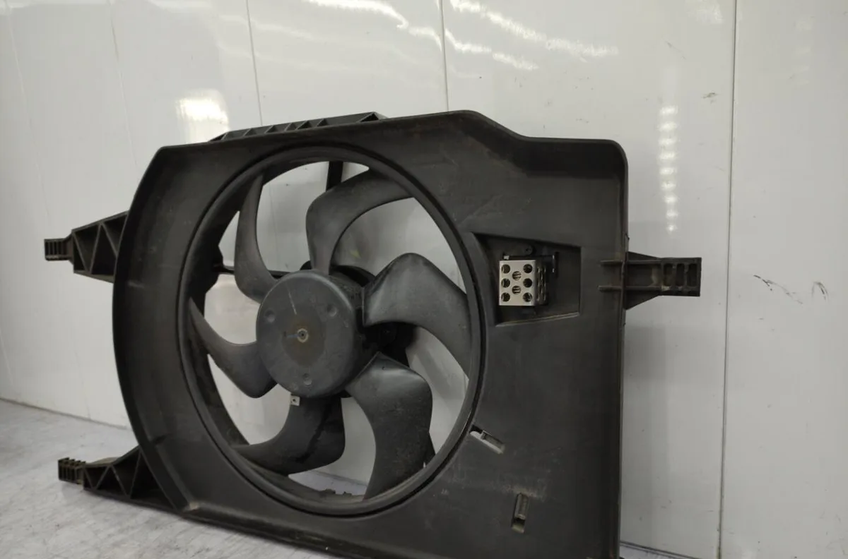 Ventilateur de refroidissement RENAULT LAGUNA 2 PHASE 2 occasion