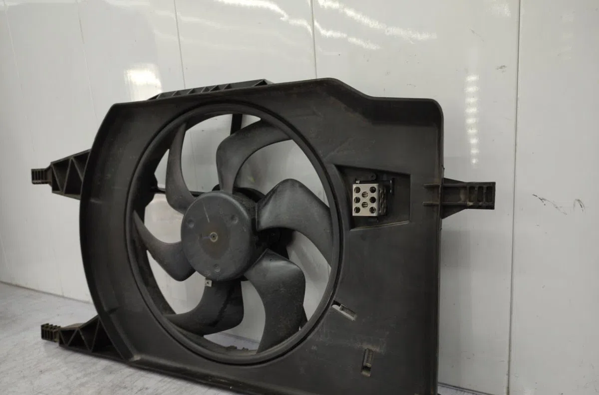 Ventilateur de refroidissement RENAULT LAGUNA 2 PHASE 2 occasion