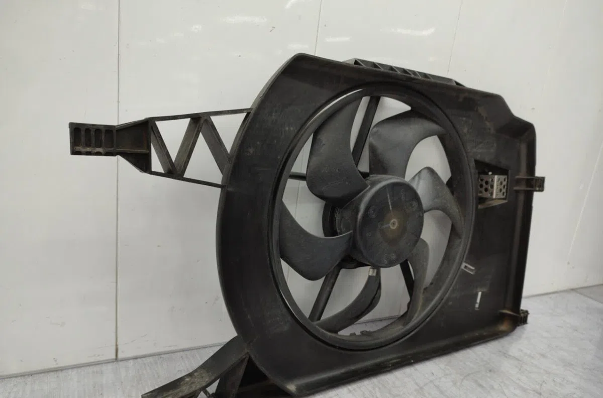 Ventilateur de refroidissement RENAULT LAGUNA 2 PHASE 2 occasion