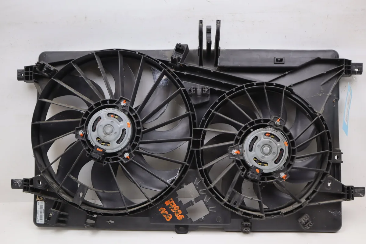 Ventilateur de refroidissement Renault MASTER III Camionnette (FV) 2.3 dci 130 fwd (fv0m, fv0y) (2016) occasion