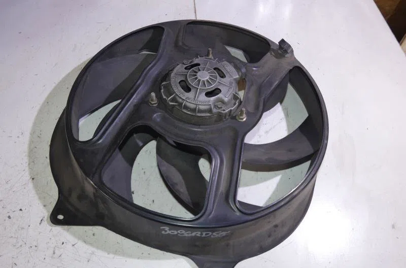 Ventilateur de refroidissement RENAULT R19 PHASE 2 occasion