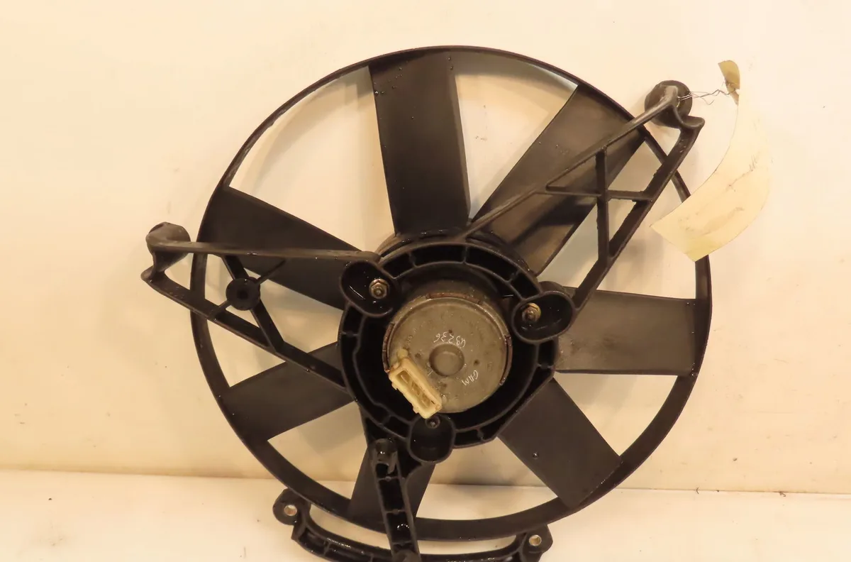 Ventilateur de refroidissement Volkswagen POLO (6N2) 1.4 16v (1999-2001) occasion