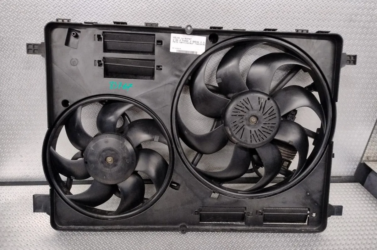 Ventilateur de refroidissement VOLVO V 60 2 V 60 2 PHASE 2 BREAK occasion