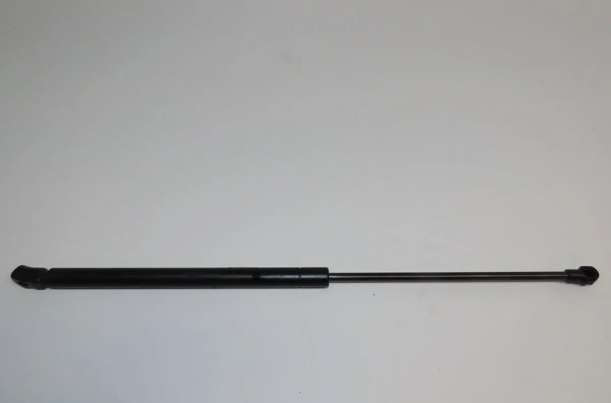 Verin d capot Audi A3 (8L1) 1.6 (1996-2003) occasion