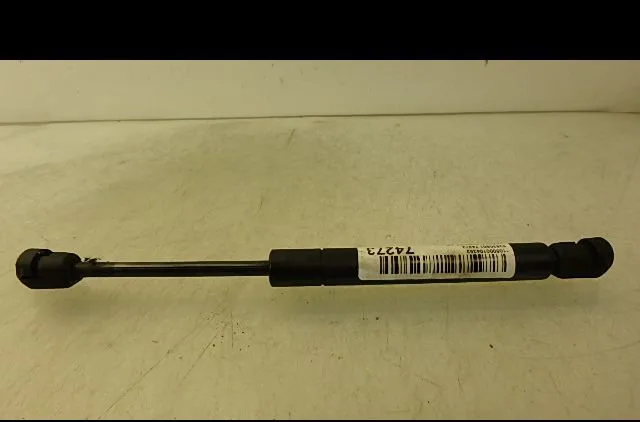 Verin droit coffre arrière Audi A4 B5 (8D2) 1.6 (1994-2000) occasion