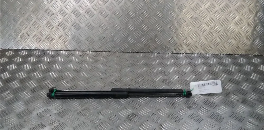 Verin droit hayon Audi A3 (8P1) 1.6 tdi (2009-2012) occasion