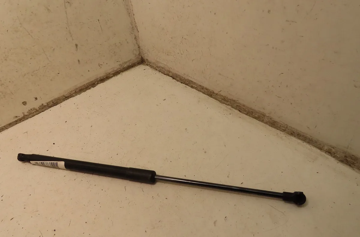 Verin droit hayon Bmw 1 (F20) 116 d (2012-2015) occasion