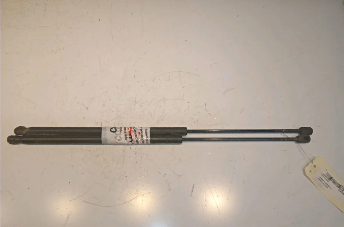 Verin droit hayon Citroen C4 PICASSO I Monospace (UD_) 2.0 hdi 138 (2006-2013) 5 portes occasion