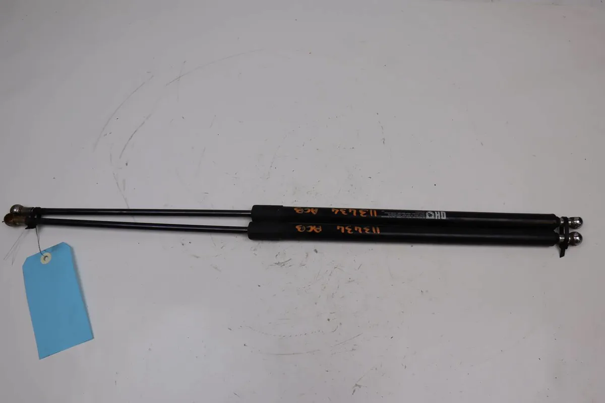 Verin droit hayon Honda CIVIC VIII Hatchback (FN, FK) 1.8 (fn1, fk2) (2005) occasion