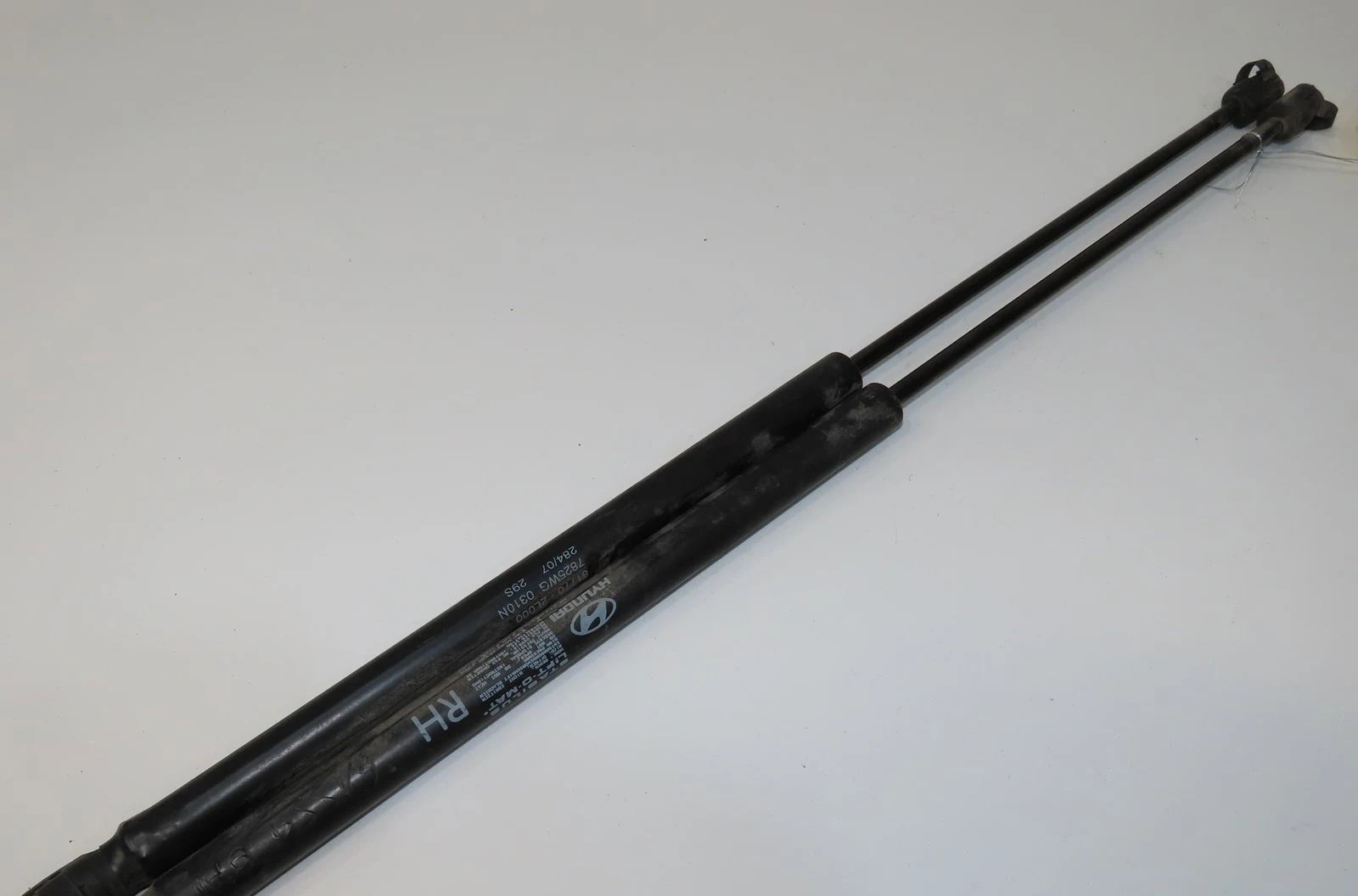 Verin droit hayon Hyundai I30 (FD) 1.4 (2007-2011) occasion