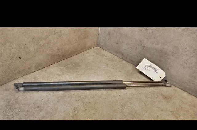 Verin droit hayon Nissan NOTE (E11, NE11) 1.5 dci (2010-2012) occasion